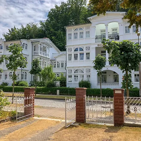 11 Eden * Binz